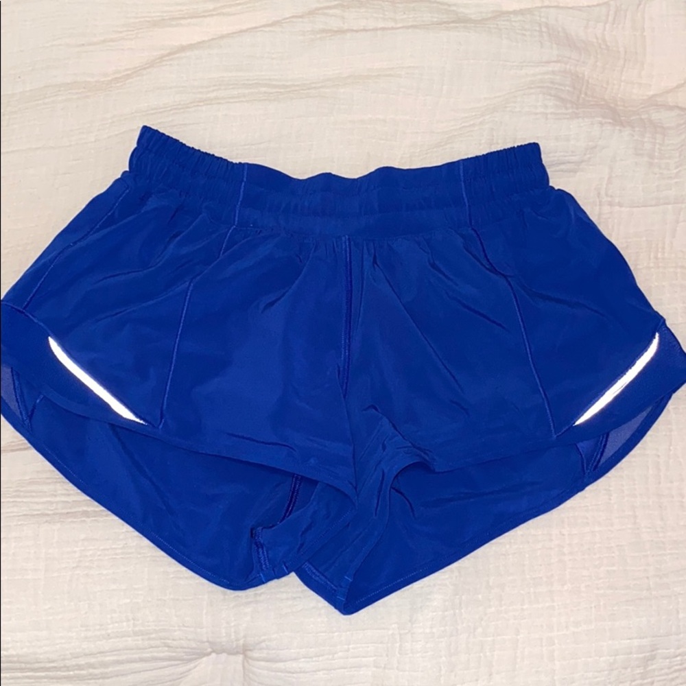 blue lululemon hotty hot 2.5” shorts